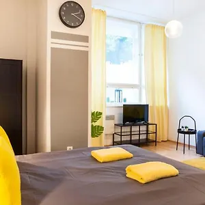 https://cozy-2-room-apartment-next-to-hermannstrasse.find-berlin-hotels.com